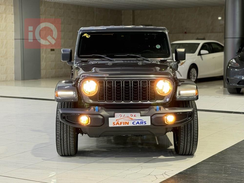 https://cdn.iqcars.ioea649a3e-be81-4887-80e8-a9978516d15d_1.jpg